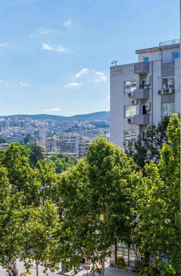 Railway Area Studio Parking Салоники Экстерьер фото